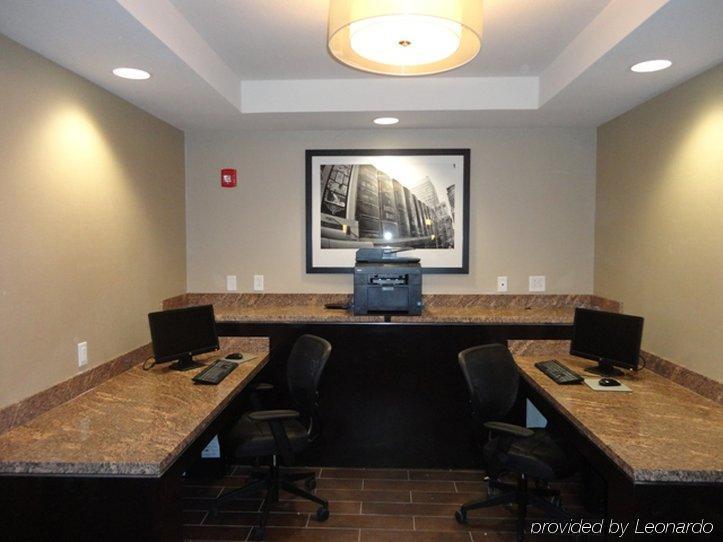 Holiday Inn Express & Suites - Kansas City Ku Medical Center By Ihg Facilities photo